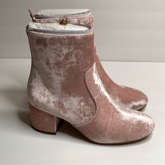 NEW Coach Juliet Velvet Ankle Booties Size 5 - Picture 2 of 10